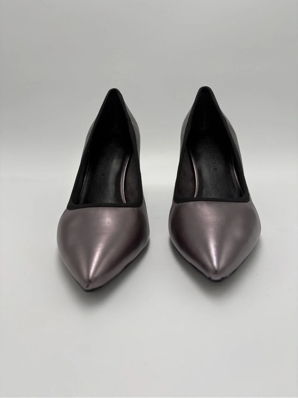 Pointed Toe Women's Pumps in Metallic Mauve